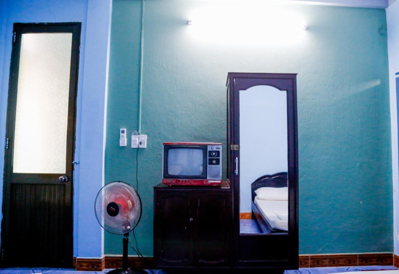 Adp Homestay & Coffee Dong Hoi Exterior photo